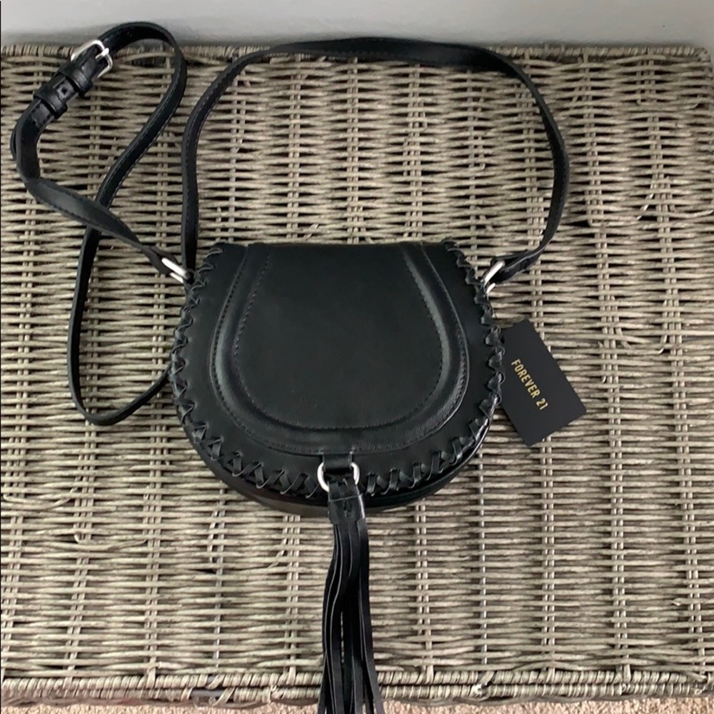 Forever 21 black crossbody bag brand new w/tags!